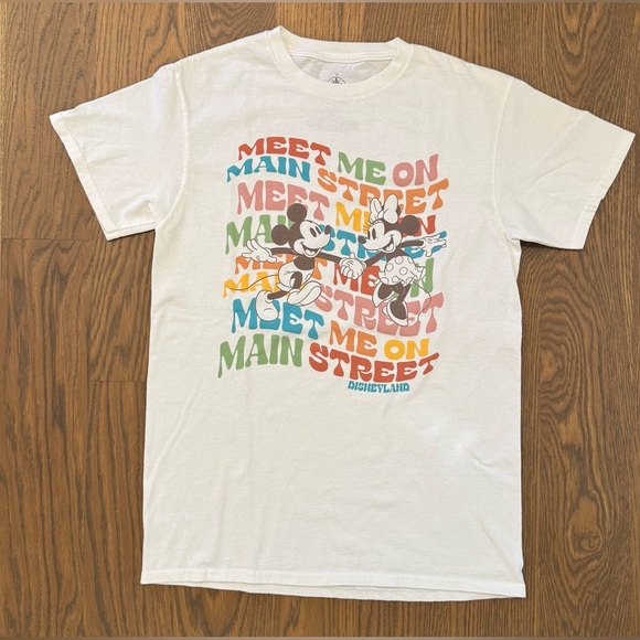 Disney "Meet Me On Main Street" T-Shirt - Picture 1 of 7